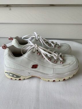 Skechers - Women’s Size 8.5 - EU 38.5